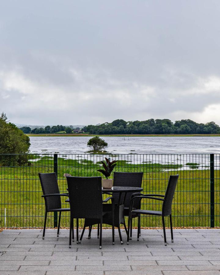 Lough Beg Glamping 호텔 Newferry 외부 사진